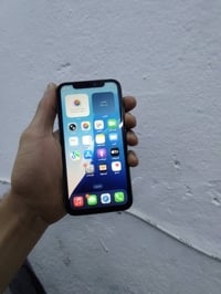 ايفون 11 • ٦٤ جيجا • شاشة وبطارية مبدلة
