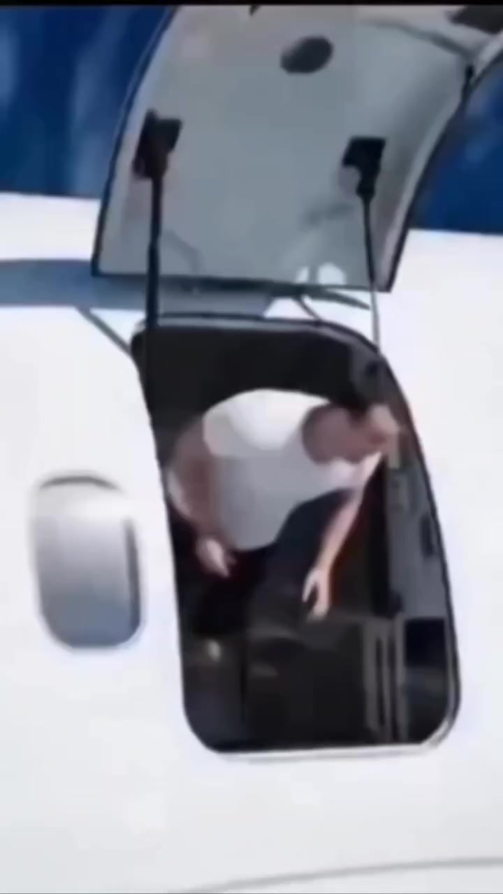 خلي هبوطك بالمكان الصح ✨👑
مع مركز ليلاس للتجميل والعناية بالبشرة 💅🏻🎀

#درعا_الصنمين_مجمع_المصطفى_الطبي

للحجز والاستفسار عبر منصاتنا:

📌 صفحتنا على الفيس بوك:
https://www.facebook.com/share/17Gnc6rqBW/
📌 صفحتنا على الإنستغرام:
https://www.instagram.com/lilasclinic99?igsh=eDJiZTF3MGF6ZWJs

📌 مجموعتنا على الواتس آب:
https://chat.whatsapp.com/LCeKQJkvcL8F5Wt5NzHkYK


**إذا كنت صاحب هذا الإعلان وتريد حذفه لأي سبب، رجاءا أرسل رسالة إلى الدعم الفني**