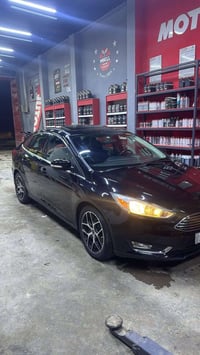 سيارة فورد فوكس للبيع موديل ١٧ رقم أربيل  فول مواصفات لون اسود مكفولة ...