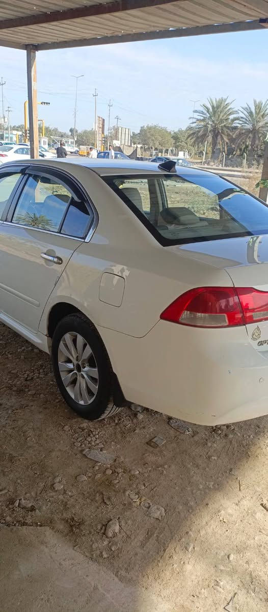 السلام عليكم للبيع اوبتما 2010 خليجي فول مواصفات 1/1 رقم أربيل الجديد تريد تحويل تريد وكاله مكفوله عدا جاملغ أمامي وشويه باردات مكنيه 2000 دوش السعر 118 وبيه مجال 
مكان السياره واسط نعمانيه 
للاتصال ع ***********
