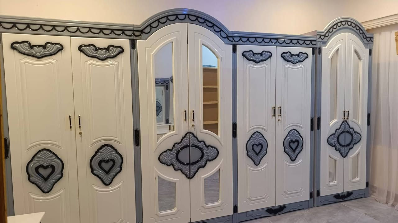 توجد لدينا اخر قطعه مثل هاي الغرفه تزكام شغل درجه أولى وشغل بلوك شرط وضمان ٥ سنوات مع وصل ضمان العنوان ذي قار قضاء الغراف قرب علوة الأسماك محل نجارة أثير *********** السعر مناسب راسلني وبيك خير
