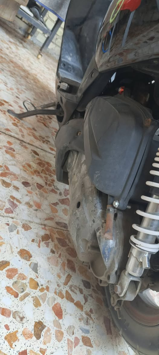 السلام عليكم دراجه بانزين البيع جيتي ار دراجه مكينه ناعمه نركه سلف بي وقت  سعر ب900وبيه مجال حك الجيه دراجه نضيفه خير من الله رقم التوصل *********** بغداد البياع
