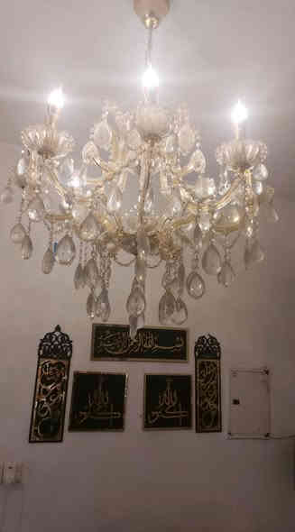 🔴بيع مستعجل🔴
✅ ️تخم قنفات ٧ مقاعد عراقي شركة برونز شغل درجة اولى بدون اي كسر او عيب وسفنج جديد السعر ٤٥٠ الف وبي مجال 

✅️بوفية شاشة بلازما مع الملحقات تاخذ شاشة لحد حجم ٧٥ مع طبلة وسطية جديدة جدا جدا بدون اي عيب سعر ٣٠٠ وبيها مجال بسيط 

✅️ ميز مطبخ ٤ كراسي يتكبر ويتصغر وجه مرمري سعر ٥٠ الف 

✅️ سبلت واحد طن شركة سونك تدفئة تبريد 

تاخذة شغال وعلى الفحص سعر ١٥٠ الف وبي مجال 

✅️ مكناسة كهربائية ٢٠٠٠ واط شركة شونك درجة اولى اصلية ونظيفة جدا سعر ٧٥ الف 

✅️ ثريا ثمانية مصابيح كرستال شغل درجة اولى مع المصابيح بدون اي كسر او عيب سعر ١٠٠ الف 

✅️ براد ماء شاشة شركة كينود ماء بارد وحار 

ب ٥٠ الف 

🆘️ وامو بغد غراض ثانية  كل الأسعار جدا رخيصة وتكدر تسأل وتشوف 🆘️

🏘 العنوان بغداد الغزالية قرب جامع حميد المرعي

☎️هاتف *********** ☎️

متوفر واتس📗
