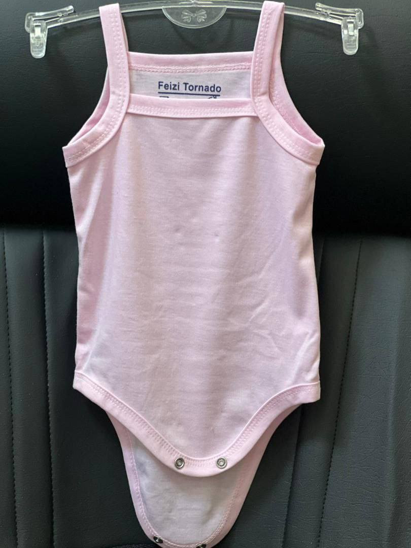 بدي بيبي / حديث الولادة  كيوت { مناسب ل تحت الملابس } 
قطن ناعم لطيف على بشرة البيبي الحساسة 🧸👶💗

سعر : الدرزن ب ٢٠ الف


**إذا كنت صاحب هذا الإعلان وتريد حذفه لأي سبب، رجاءا أرسل رسالة إلى الدعم الفني**