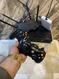 اكس بوكس ٣٦٠للبيع مليان العاب السعر ١٣٥الف متوفر توصيل مكان الاعضميه ا...