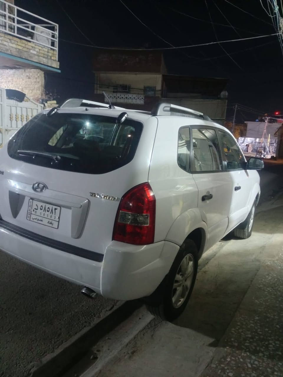 السلام عليكم سياره للبيع توكسان الموديل 2009 سياره بيها بس باب صبغ نص سياره الباقيه بلاديه كفاله عامه والسياره باسم التحويل ثاني يوم وعنوان الشعب شارع المدارس والسياره خير من الله والسعر 115 وبيها مجال للطيبين 
***********
