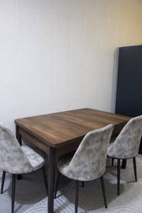 ٦ نفرات • نظيف • ينفتح