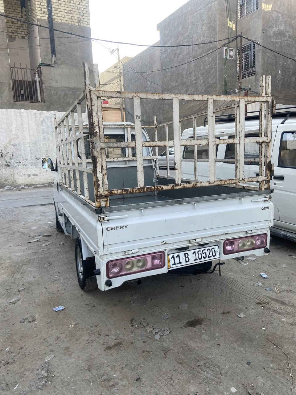 2011
بدي محجر بدي تغليف 
سيارة جديدة 
رقم جديد 
السعر ٤٣ 
مكان السيارة كريعات 
***********
