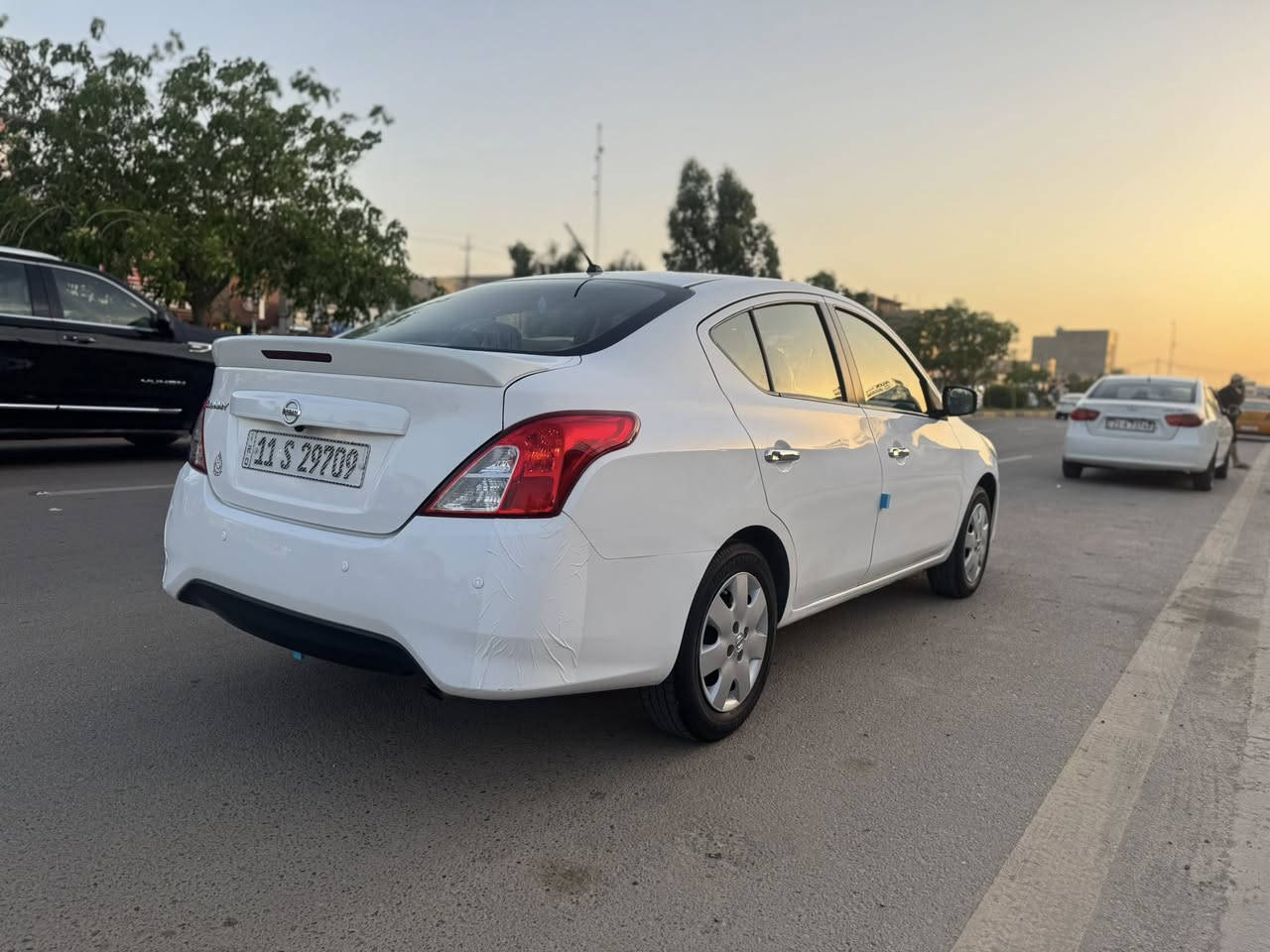 نيسان سني فول 🔵
🩸رقم رقم بغداد 

# السياره كفاله عامه من صبغ وتبديل  وضع شركه ⛔.✅

-----------------------------------------
موديل2023

 ماشيه  69km

السعر  110

السياره جاهزه"""كير محرك  تخم تاير كله جديد ✅

☎️الاستفسار ***********
-----------------------------------
📍بغداد زعفرانيه اربع شوارع 

تحياتي ....     
كلمه طيبه صدقه 🤍                                                     🎗️🥇

