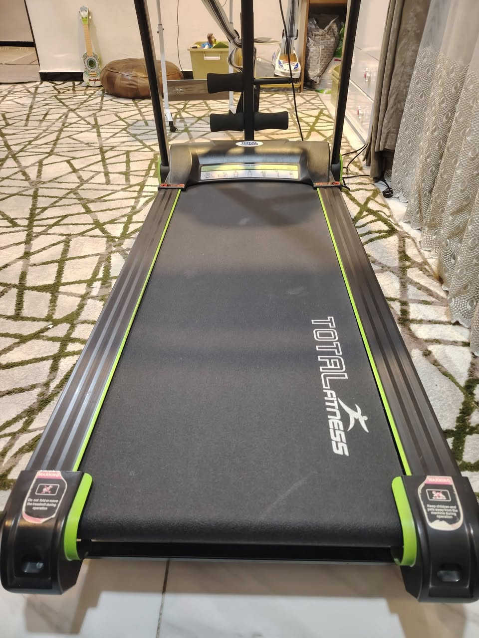 السلام عليكم
جهاز جري جديد استعمال قليل
يتحمل وزن ٢٥٠ كيلو
مع جهاز هزاز لتكسير الشحوم
مع مثبت قدم للبطن
السعر ٣٠٠ الف
مكاني بغداد السيديه
***********
