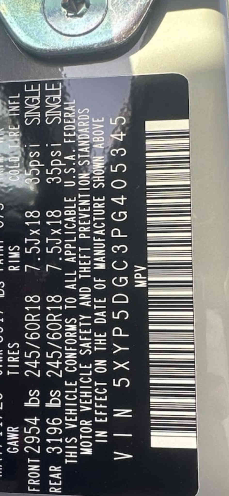 تلورايد ٢٠٢٣ فول مواصفات  اكس برو برستيج   فتحتين تبريد تدفئه مقاعد. مساج   وغيرها من المواصفات الكثيره 
ماشيه٢٤ حادث  خلفي  بدون ايرباك كما موضح في الصور. السعر ٣٢ المكان الكاظميه 
***********
