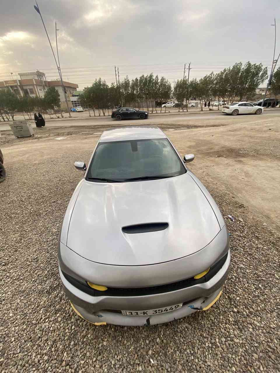 السلام عليكم
جارجر 2015 سلفري سياره جديده مكينه و كير و اكسل كفاله حداده جديده سياره بدون حادث من أمريكا بيها كلير بالجاملغات الاماميه بدون فتح و طخه بسيطه بالجاملغ الخلفي
 رقم بغداد جديد و سنويه جديده اصوليات كامله
السياره بأسمي مكانها البصره القرنه
سعرها 167
*********** الاتصال واتساب
