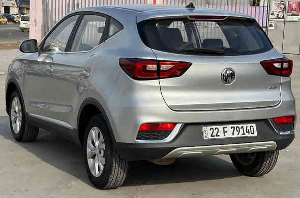 للبيع mg zs 2019 سياره جاهزه بيها قطعتين صبغ اثر شخط مكينه 1500 تنفس طبيعي كير حداديه طخم تاير تبريد ثلج ماشيه 79 الف حقيقي بصمه سنويه مساقطه رقم اربيل دولي سياره كلش حلوه للاستفسار *********** السعر 105 وبيها مجال مكانها بغداد شارع فلسطين بغداد
