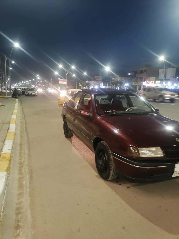 سلام عليكم للبيع أوبل فكترا موديل 1991حجم 18 دفتر بانزين سنويه منتهي بدون ضرر فقط صبغ جماليه كير محرك بشرط كير عادي سعر 40 وبي مجال بصيط عنوان كركوك رقم الهاتف ***********.     ***********

