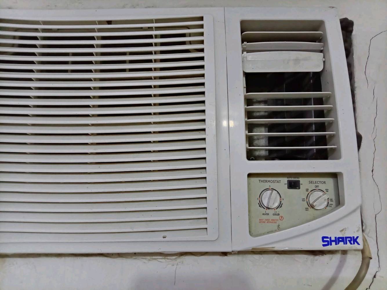 مكيف تدفئه وتبريد المكان البياع 