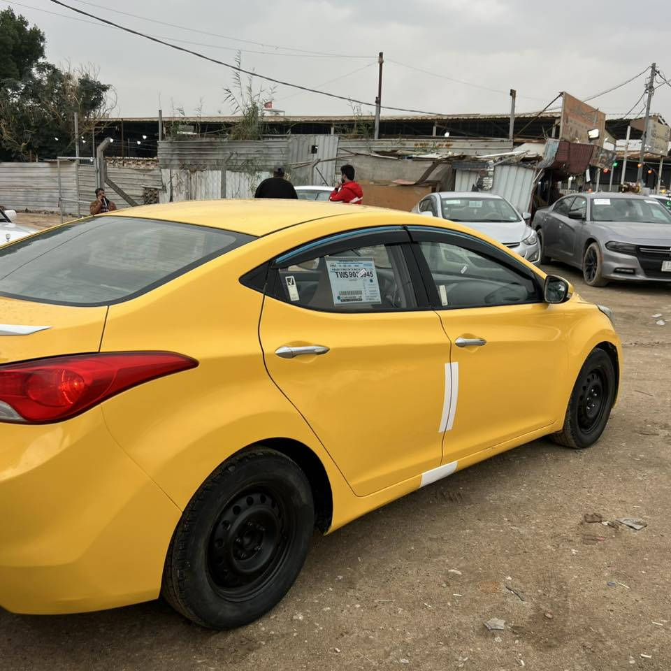 السلام عليكم النتره افانتي موديل 2012 رقم بصره الكليزي بسمي بيها باب الخلفي بدل محرك 1600 توه شديته 
جديد مامفتوح برغي بي 
تايرات جدد حداديه خير من الله سياره مال جناي جاهزه السعر88وبيها مجال مواصفات السياره شاشه كامره اشاير بلمري تحكم استيرن مرايات شفط  عنوان ناصريه مركز رقم***********
