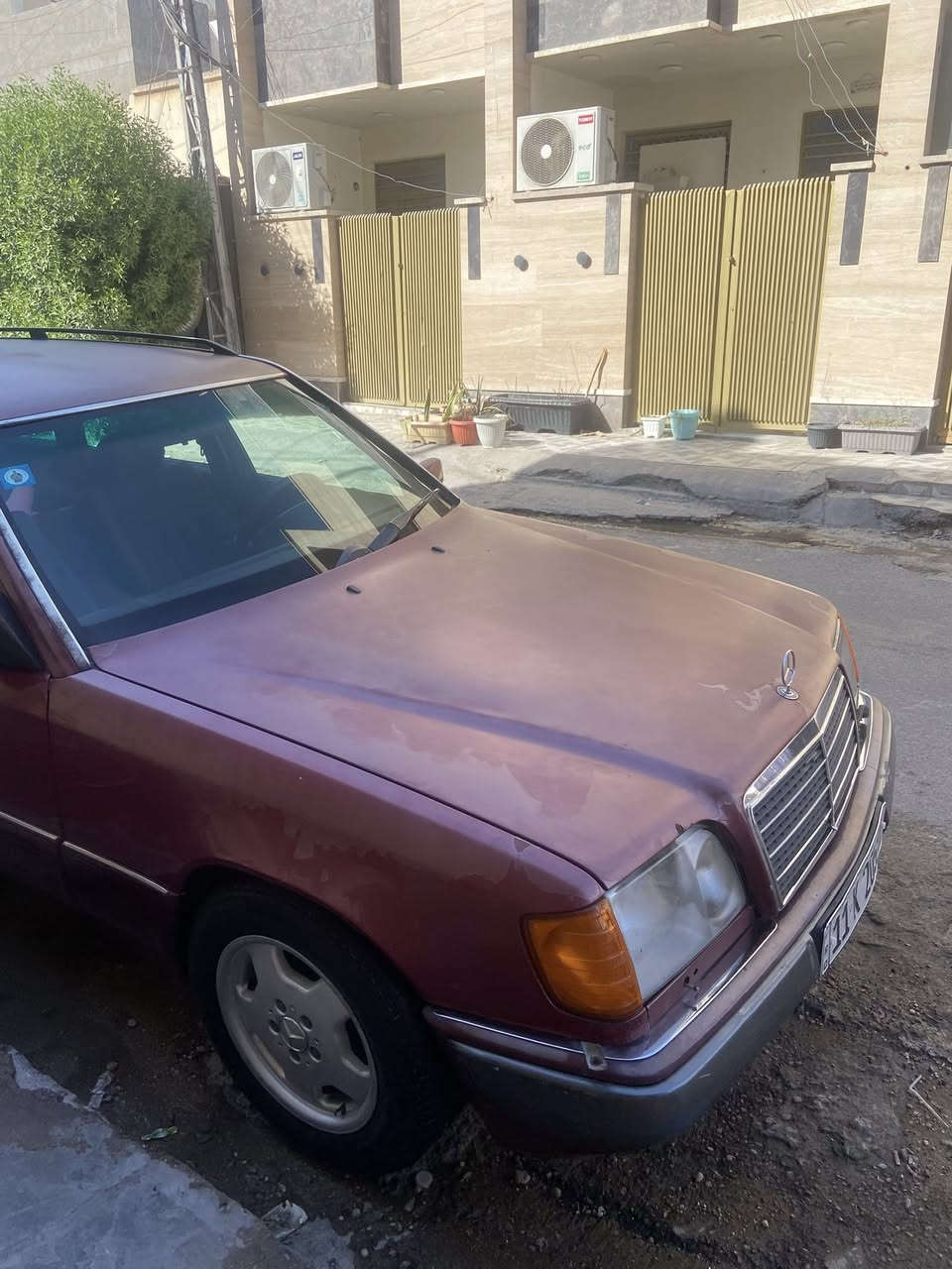 سلام عليكم 
مارسدس دب استيشن للبيع 
موديل 91
مكينه بلاديه 300 بيه تبخير بسيط 
مابيه أي خياس قواعد دبل بلاديه ما ملعوب بيهن 
سياره بلاديه جكات السياره بلاديه 
 مكاني بغداد بياع
 سعره 65 وبيه مجال بسيط 
***********
