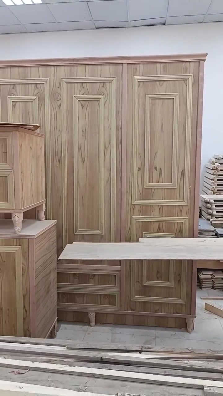 عمل غرفة تزگام حسب الطلب 📝
العنوان_زويريجات شارع النجاجير
للاتصال:***********
معمل ومعرض الباقر💫🩵
