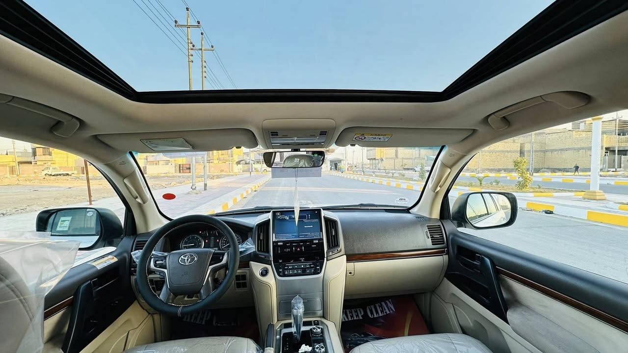 للبيع لاندكروز 2018 كفاله عامه وايت ادشن 8 سلندر 4600 فول مواصفات 8 ارباك كشنين كهرباء رقم اربيل بسمي سعر 490 مكان سياره الناصريه الشموخ للستفسار ***********
