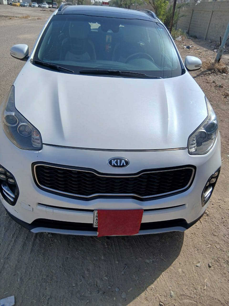 السلام عليكم
للبيع كيا سبورتج موديل 2018

لون ابيض فول 1/1 فئة SX  اعلى فئة بالسبورتج

وارد امريكي رقم بغداد ب اسمي تحويل شرط ثاني يوم

حادث   خفيف

السيارة ماشية88 الف  من دخلت من امريكا على ايدنة السيارة جاهزة من كل شي   الدشبول مابي اي انذار 

تبريد ثلج 

مكان السيارة : بغداد  

***************

مواصفاتها  :-

1. محرك 2000 تيربو  

2. بصمة تشغيل - ابواب - صندوق

3. بانوراما على طول السيارة

5. كشن السايق والي بصفة كهرباء كامل

6. جلد كامل السيارة لون قهوائي بلادي

7. مري طي 

8. رادرات امامي وخلفي وجانبي

9. نقط عمياء

10. مانع تصادم  وبريك تلقائي  ونظام Abs

11. حساسات خلفي امامي

12. كامرة خلفية دوارة

13. ستيرن فول تحكمات

14. كروز سرعه

15. تنبيه الخروج من المسار

16. اشاير بالمري

17. انظمة قيادة : Sport / normal / eco

18. كشنات تدفئة تبريد الامامية

19. ستيرن تدفئة

20. بعد هواي مواصفات خاصة

21. كاربلي واندرويد اوتو 

22. منظومة زنون 

23. لد نهاري 

24. صندوق شفط

25. انظمة فورويل

26. تحديد مسار

27. تبريد قطعتين

**************

عنوان السيارة بغداد  

رقم للاستفسار : ***********
