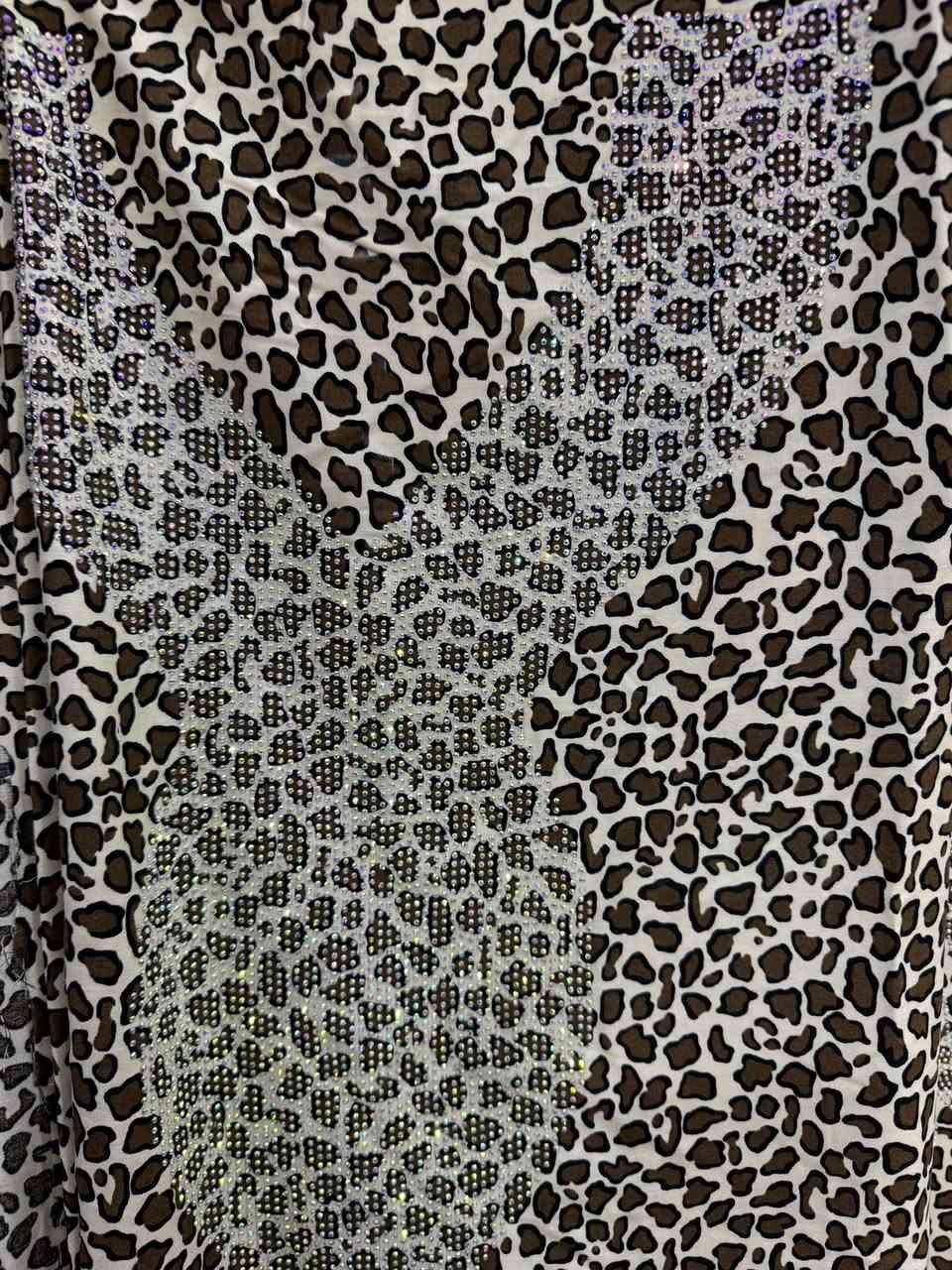 مخور رمضاني موديلات جديده 🌺

خاصة للدراعات ودشاديش رمضانيه 😍

والسعر جدا مناسب قطعه فقط ب 10.000 

قماشه كشمير جلد النمر  الاصلي مابي لايلون 
القطعه مترين ونص مطرز صدر وردن ستراس حراري الاصلي 
توصيل لجميع المحافضات 5.000 
متوفر جمله ومفرد كميات


**إذا كنت صاحب هذا الإعلان وتريد حذفه لأي سبب، رجاءا أرسل رسالة إلى الدعم الفني**