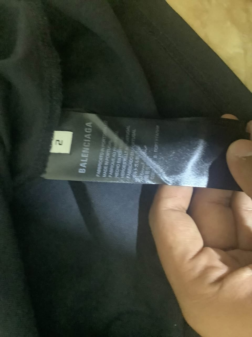 تيشيرت من ماركة BALENCIAGA صناعة برتغالي يلبس L XL سعر 30 معا توصيل جديد غير مستعمل مكاني ديالى بعقوبة عندي توصيل إذا ما تقدر تراسلني دزلي طلب صداقة واني أراسلك


**إذا كنت صاحب هذا الإعلان وتريد حذفه لأي سبب، رجاءا أرسل رسالة إلى الدعم الفني**