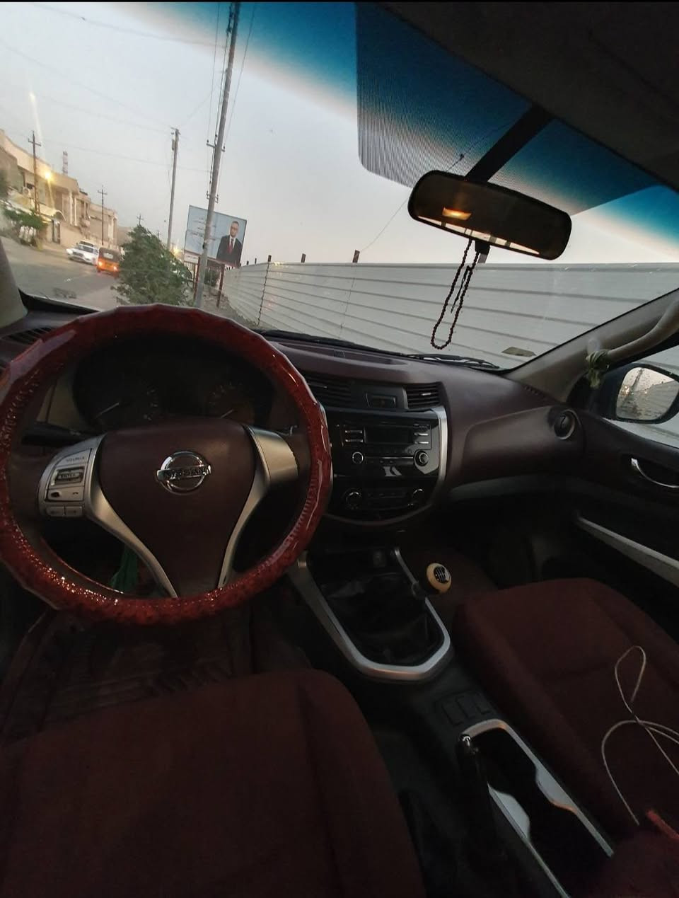 نيسان نيفارا ٢٠١٦ نفخ العالي للبيع بحالة ممتازة رقمها اربيل محرك وكير مكفولات من الفتح وبحالة كمتازة على شرط الفحص الجسد بيه رشة صبغ صغير قرب البك لايت سعر السيارة   ١٥٠ مكانها بصرة - تحسينية
للاستفسار الاتصال على الرقم    ***********
