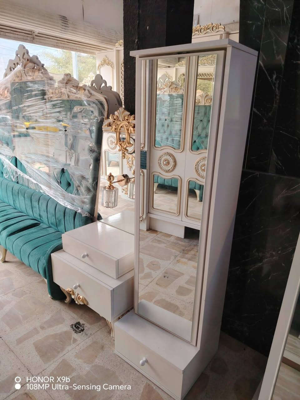 غرفة نوم تركيه نفرين  8 قطع نظيفه  السرير مخزن كنتور 3 امتار السعر ع خاص 
 مع #شد #ونقل #مجاني 🚘🚘.العنوان: موصل، حي البكر، قرب شركة كيا،مقابيل سنتر الابداع 🗾🗾. معرض دار الأثاث التركيه
 للتواصل ☎️☎️ #كورك***********  #كورك***********  #اسيا*********** pp
