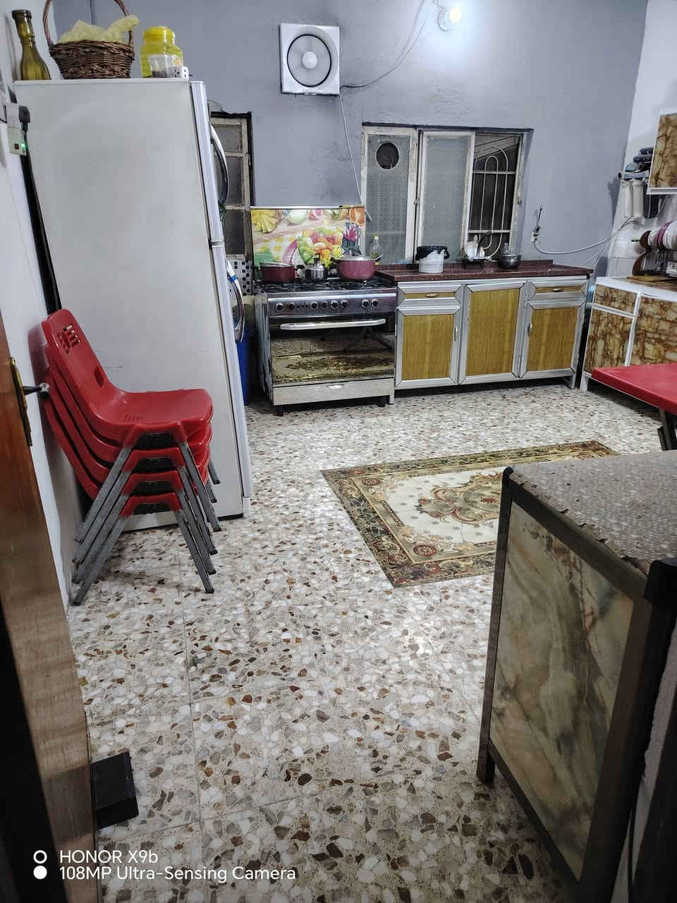 سلام عليكم بيت البيع مساحه 175 متر البيت يحتوي غرفت نوم+مطبخ+وهول+وصحيات +وحمام+ومنور وره البيت
سلام عليكم بيت البيع مساحه 175 متر البيت يحتوي غرفت نوم+مطبخ+وهول+وصحيات +وحمام+ومنور وره البيت
العلم البيت من منور الباب الهول كله ماشي
1_⚡ كهرباء وطني  خطين 2 
2_ مجاري
3_ ابي ماء اساله بل باب
4_ يبعد عن شارع العام 1000  لو  800 متر يعني قريب عن شارع العام
5_ عرض شارع 5 متر
6_ الصطح فرشي
7_ البيت اعكاده درجه أوله
8_ موقع الدار ورديه خارج سيف سعد قرب فرن صمون مصطفى
9_ تفاصيل أكثر اتصل ع رقام *********** / ***********
 10_ سند 25 ابو فسفوره بسمنه
11_ السعر 50 وبي مجال الطيبين زورونه وبلخدمه احنه
