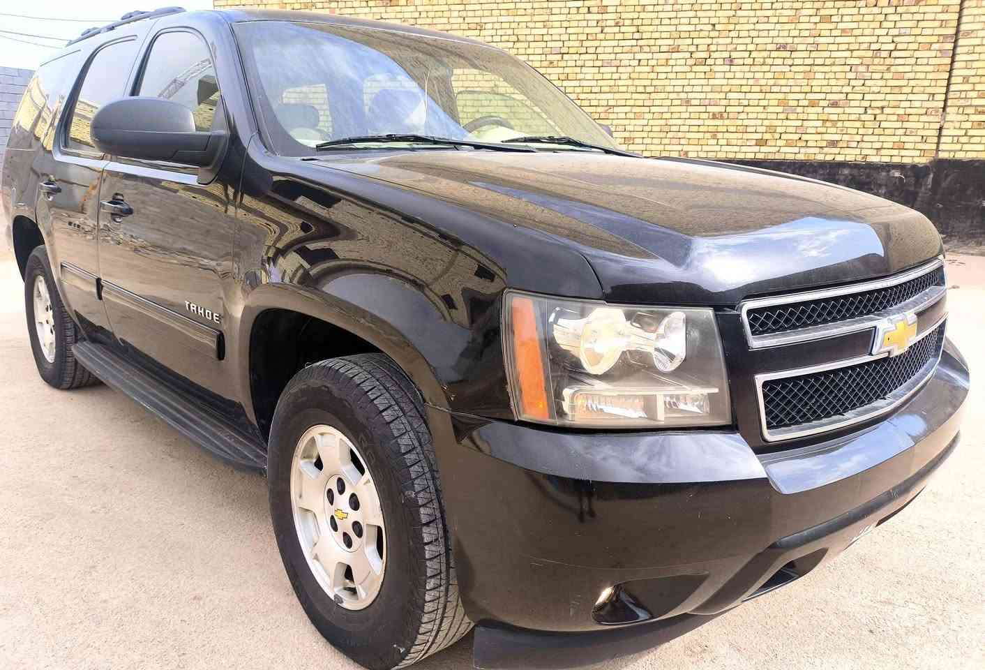 تاهو 2013خليجية السعر90ورقة
كفالة من الگص والفتح والانتربول
جاهزة من كلشي دخول جديد 
بعدها بأرقام الكويت امس دخلت
يعني ادوات بدون رقم العنوان بصرة
للاستفسار اكثر ***********
