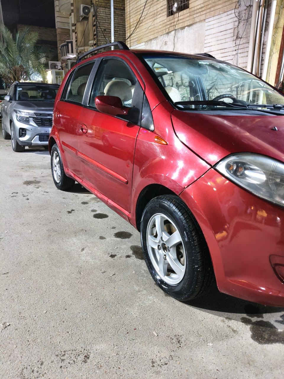 السلام عليكم شيري A1 موديل 2013
مكانها بغداد
كاملة من كلشي تدفئة تبريد تخم تاير صيانه 
بيها صبغ جاملغ خلفي    
السعر المطلوب 38 وبيها مجال 
 
واتساب على 
***********
