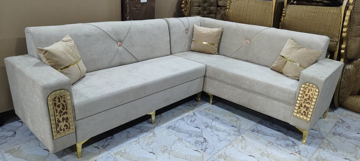 ديوان جديد غير مستعمل 5 امتار شغل درجه اولى سعره 225,000 الف
معرض ومعمل سند للبيع وشراء الاثاث المنزلي جديد ومستعمل داقوق سايدين العشاير قرب صيدليه النعيم دكتور خليل يوجد لدنيا تفصال قنفات وديوان حسب الطلب وباحدث الموديلات الاستفسار ***********@***********
