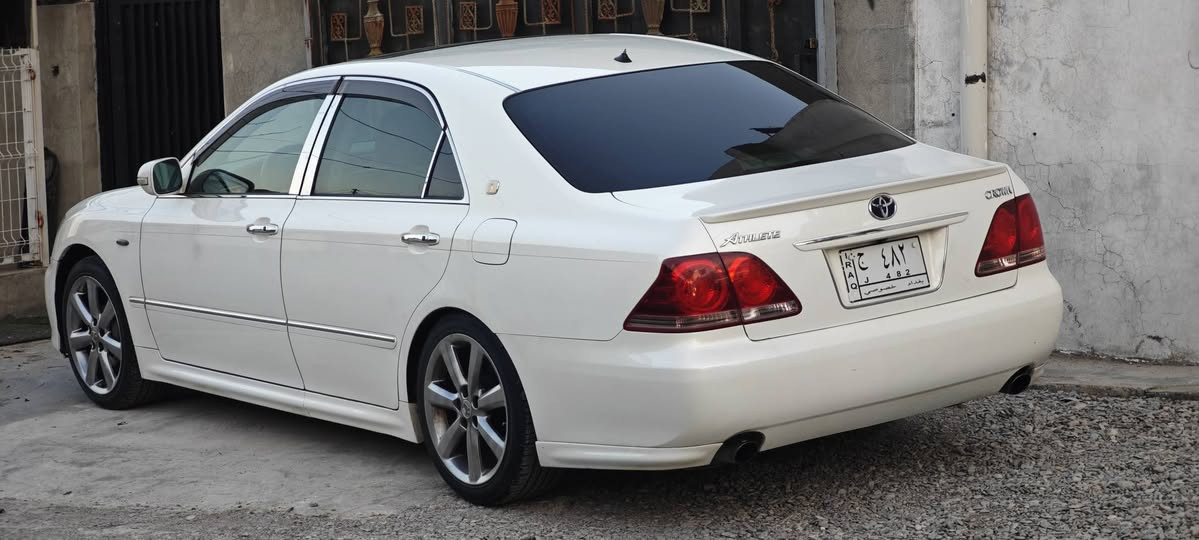 بە ناوی خوای گەورە
شاهینە بۆ فرۆشتن 
١٨٤ ئەتڵەنتی بیلاد سپۆڕتی ساغ 
٣ دوگمە 
کوشن جڵد 
فۆرمیگا ڕەش
چوار پارچەی بۆیاخی ئەوروپایە 
سەیارەکە کاملە نوقسانی نییە  زۆر زۆر جوانە ماڵی دۆستە تەقە و ڕەقەی نییە ٤ دەبڵی ڕۆیاڵی لەسەرە تەبرید سارد و گەرم مەزبووت  زۆر جوانە و کامل کارەبای و گیانی بە شەرت
بۆ نرخی نامە بنێرە یان تەلەفۆن بکە لە خزمەتتام 
شوێن : هەڵەبجەی تازە 
ڕەحمەتت لێبێت موشتەری نیت سەری خۆت و منیش مەیەشێنە سەیارە بە نامە و تەلەفۆن ناکڕدرێ موشتەریت وەرە سەیریکە
0776 4824882
