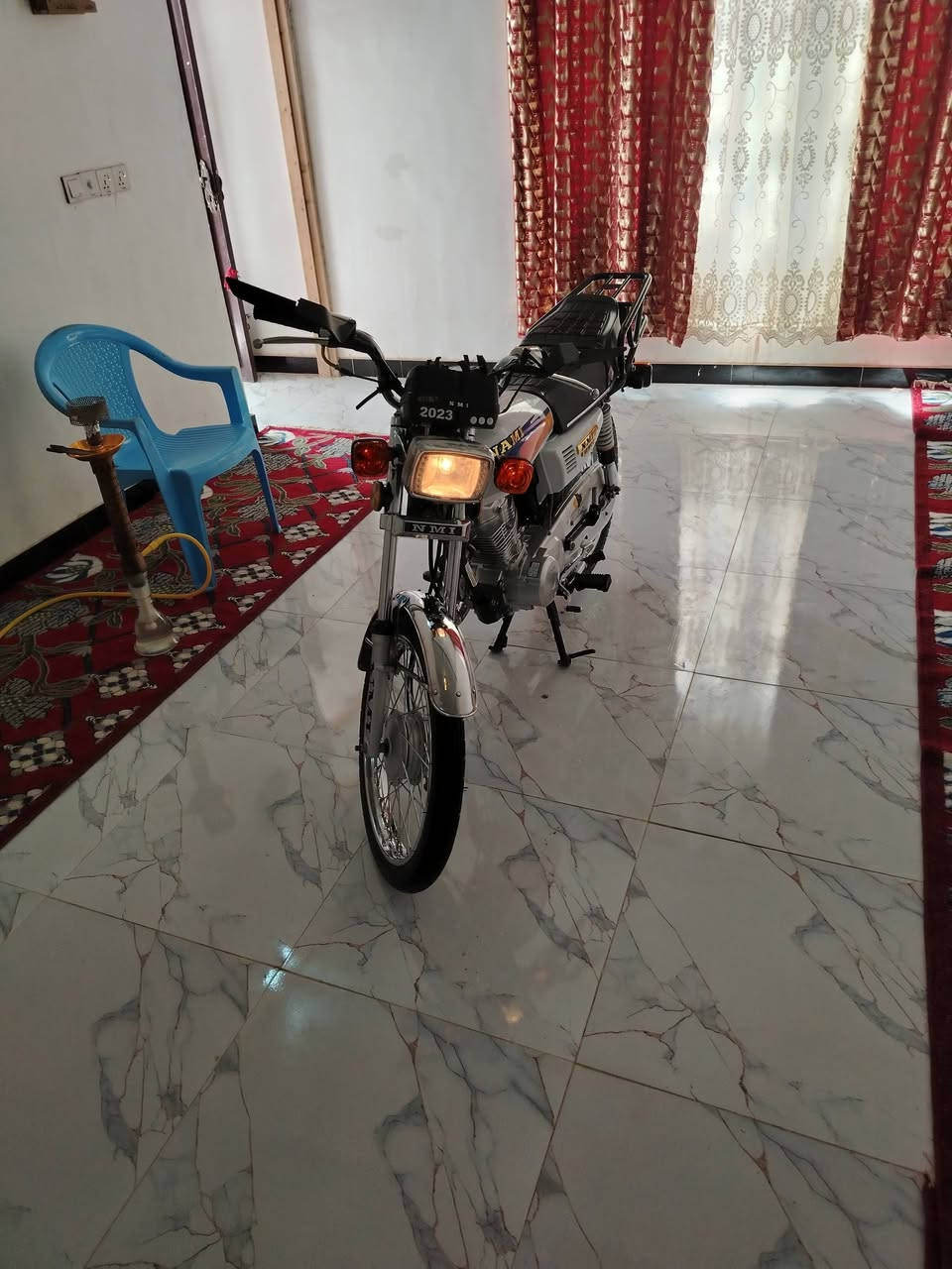 السلام عليكم شباب دراجه موديل 23 شاصي سكنر وتعمير كله شلامجه 26 دراجه برغي ما عايزها كفاله عامه السعر 750 وبيه مجال والشراي بيه خير ويدلل والاتصال على هذا الرقم ***********
