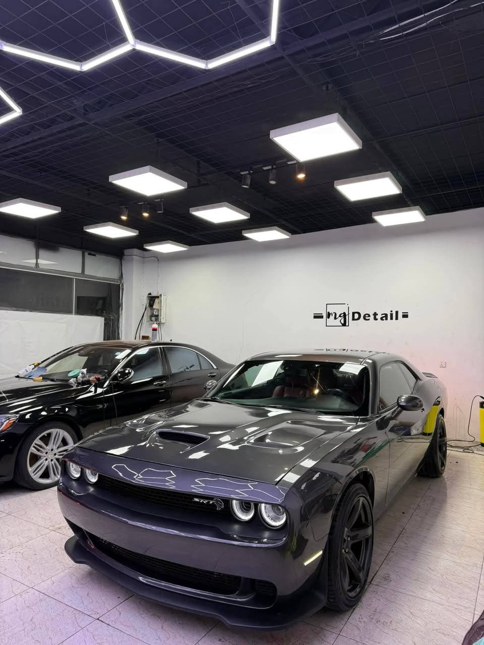 دوج جالنجر ٢٠١٨  محرك 3600ماشيه ٧٤ .. جاملغين تبديل وبنيد .. محرك مكفول تبريد مكفول .. حداديه جديده .. السعر ١٥٠ .. السياره باسمي والسنويه جديده
للاستفسار 
***********
***********
