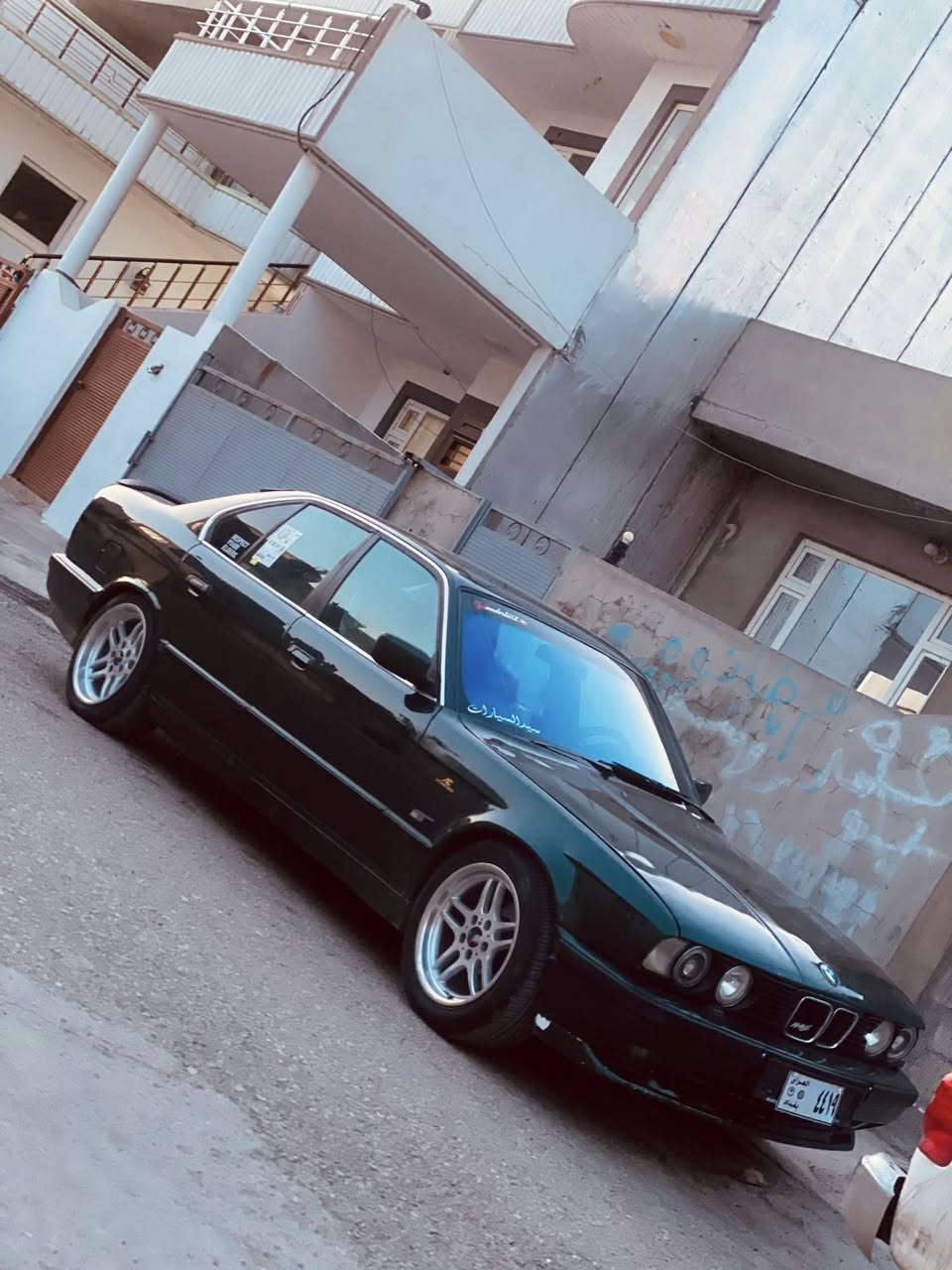 {***********}
‏(🇩🇪BMW~520i~1993🇩🇪)

فول فول مواسەفات تەنها سڵاید نیە 💯🇩🇪
520 گێڕ عادی+چوار جام کارەبای+قوفڵ مەرکەزی هەر چوار دەرگاو سنوقیش +تەبرید ساردو گەرمم لەسەر سویچ ❄️+2 کوشنی پێشەوە ئیتەرو مەساج +ئاوێنە گوێبەرخ+ئاوێنە کارابای+بلوتوزو ئۆکسو ئێمپری فایەر+ناو کرێمیەو داشبڵو بەردەرگەی زۆر زۆر جوان ماوەتەوە+دەعامی پێشو دواوەی ویلو هەموو گیانی M+گێڕمو مەکینەو ئەکسلو کارەبایو دارو بەردی بەشەرت برێکو ABS هەموو گیانی مەزبوتە تەنها لە 1سایەقی کەمەو بۆ عەیب مەگەڕێ
{ئاڕم پلاسیکی هەولێر بەشەرت}گێڕو مەکینەو🔩
ئاڕمو ئەولیاتو موسو بڕاوە بەشەرتی ١٠٠ فیتەر⚙️🔧
ڕۆنو هایدرۆلیکیم تازەبۆ گۆڕیوەوهی دەستی خۆمەو لێی بێمنەتم ماشەلڵە زۆر تندو تۆڵو بەقوەتە💯🇩🇪
هەر کەس حەزی لێبوو لەخزمەتیام چات کات
یان تێل کات جوابی کۆمێنت نادەمەوە)
ئەدمینی گوڵ🥀

{سعر~42گەڵاو معامەلە}
{شوێن~پیرەمەگرون}
{***********}

