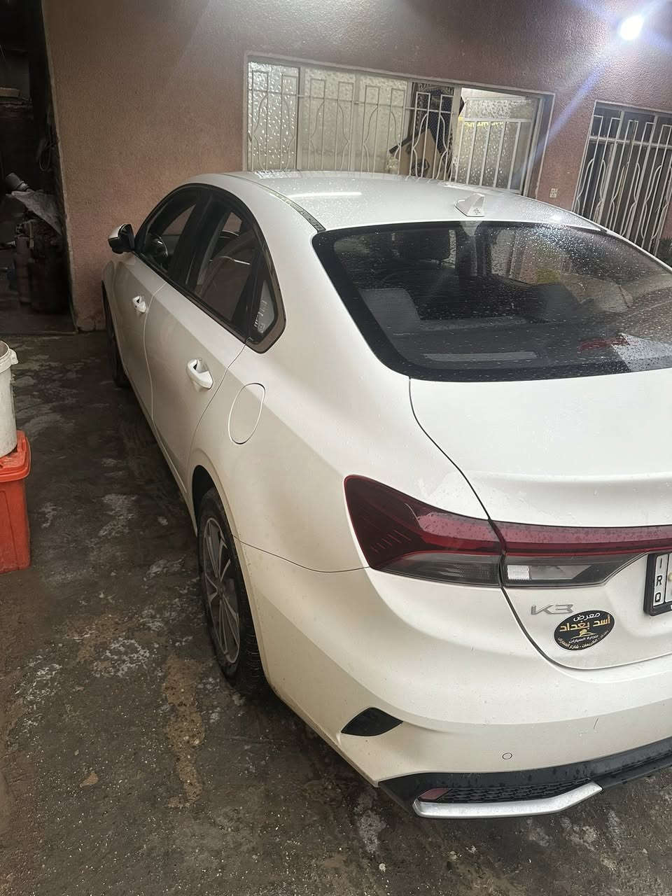 السلام عليكم 
للبيع سيارة كيا 3 
موديل ٢٠٢٤ 
السيارة بغداد رقمها 
ماشية ٤ الألف فقط 
***********
مكاني بغداد أبو غريب 
السعر ١٤٤ ورقة
