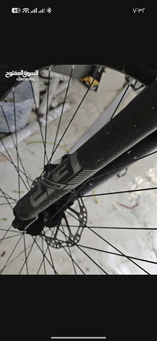 السعر ٢٧٥ الف
الهيكل (Frame)

المقاس: 19 إنش

المادة: ألمنيوم 6061 Alloy

التصميم: Designed in Italy
-----
قياس 29 
---
3 سرعات اماميه 
7 خلفيه
---
بريك دسك
---
البايسكل غير مستعمل مره وحده فقط 
نضافه 100 بالميه
وياه اضافات 
بم شحن صغير ماركه وحده سعره 45 الف ماخذه
لايت شحن قوي كلش 
اشارات خلفيه يمنى ويسرى وحذيريه للتوقف من ماركه كوزمو بيها جي بي اس وتنربط ع موبايل ببرنامجهم الخاص
سيابية
ووياه جنطه بيها كم شغله للصيانة الطارئه
البايدر اني مبدله نفس ممواضح بصور بماركه مرتبه ومعروفه قويه كلش 
مكاني بغداد المشتل
السعر بي مجال شباب


**إذا كنت صاحب هذا الإعلان وتريد حذفه لأي سبب، رجاءا أرسل رسالة إلى الدعم الفني**