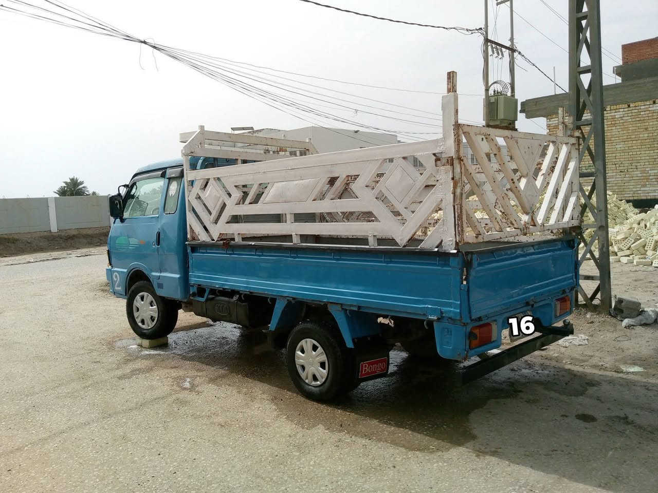 سلام عليكم كيا بنكو لبيع  موديل 94رقم قادسيه نكليزي باقي بس ستلام لوحات بسمي مصفره سنويه جديده سياره قماره بلاديه بس البدي مصبوغ جماليه محرك كير اكسن مكفولات حداديه جديد تخم تاير جديد كهربائي شغاله سياره جاهزه دوشمه جديده مكان سياره بابل الهاشميه ***********
