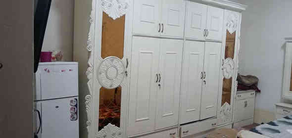 سلام عليكم غرفه نوم للبيع شكل تركي بس هيه خشب صاج مكان كربلاء بل حر ***********
