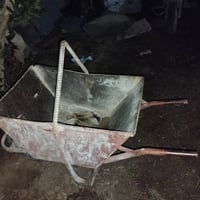 عرباين للبيع السعر 150وبهين مجال 07723187160