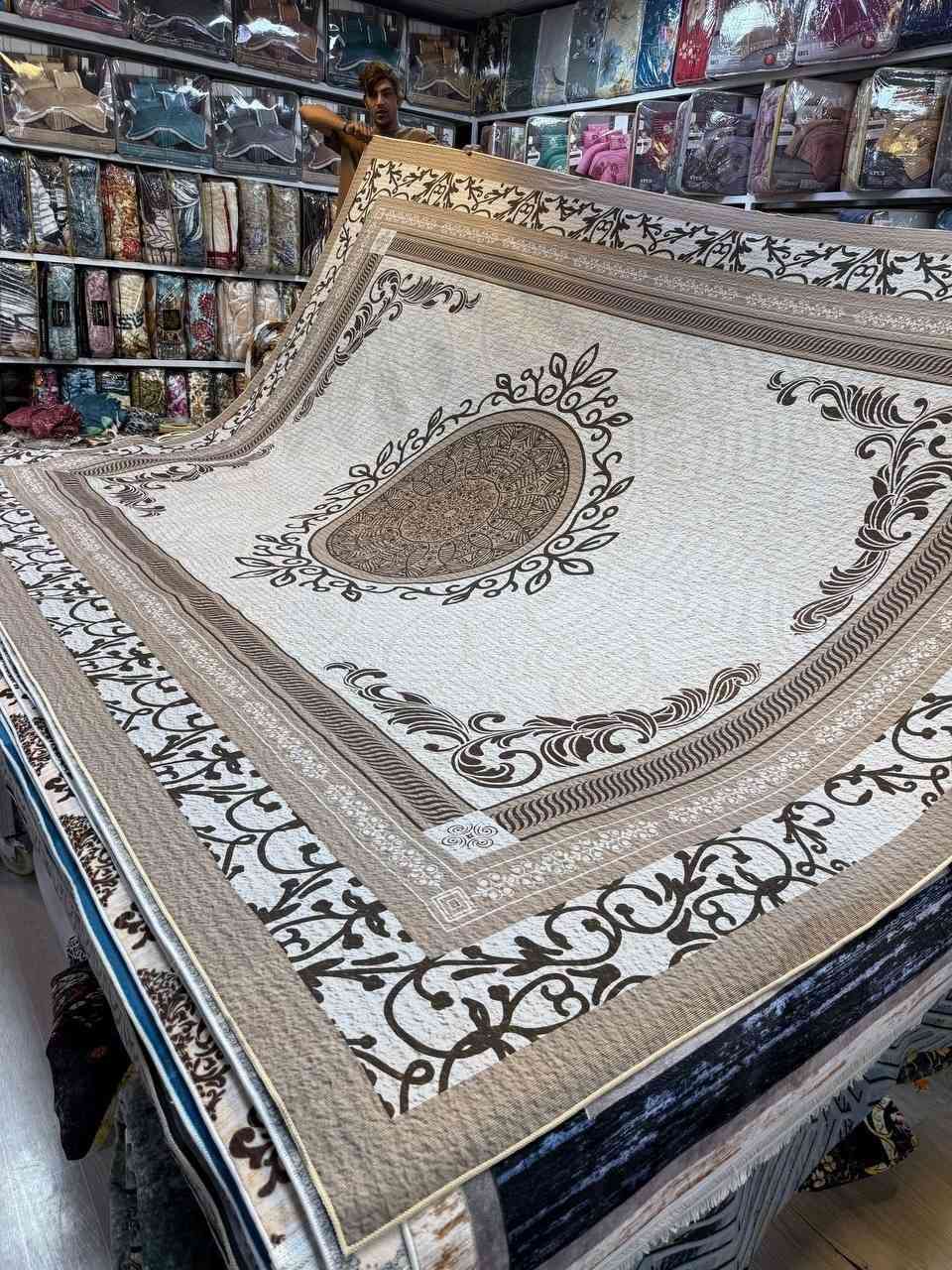 4 في 3 ثريدي 
الضهر مانع لنزلاق 
سعر 30  الف


**إذا كنت صاحب هذا الإعلان وتريد حذفه لأي سبب، رجاءا أرسل رسالة إلى الدعم الفني**