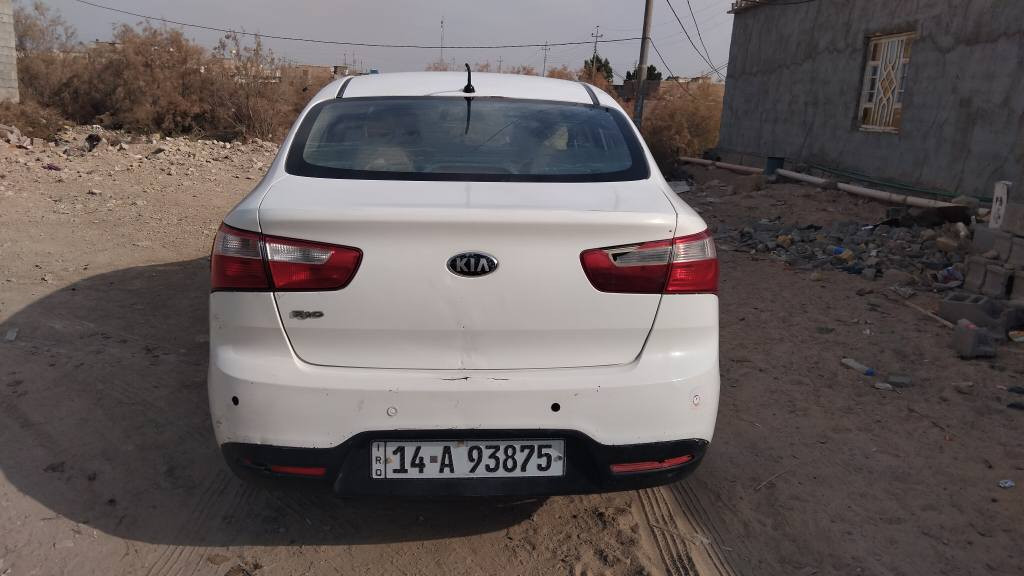 كيا ريو موديل 2014مكينه 1600دوش كفاله ,السياره وارد خليجي كير حداده تايرات دواخل جديده كهربئيات كله جاهزه  البدي مكفول من الضربه فقط مكانات قليله صبغ رقم دولي تحويل مباشر سنويه للا 28راعيها بلبصره موجود وحاظر للتحويل السعر 77وبيها مجال حق الجيه مكاني بصره كرمه علي حي الرساله مكلف بلنشر ***********،،*********** البصرة, العراق
