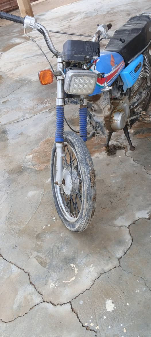 سلام عليكم دراجه نامه موديل 19 دراجه مهموله جبنه طاكه سعرك عجبني ابيعك مكاني تكريت  مستعجل


**إذا كنت صاحب هذا الإعلان وتريد حذفه لأي سبب، رجاءا أرسل رسالة إلى الدعم الفني**