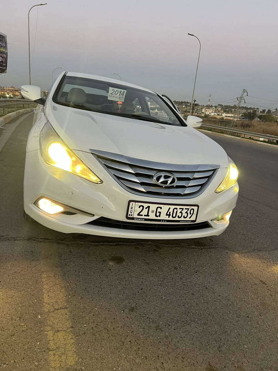 السلام عليكم 
سوناتا مضلع خليجي كفاله عامه بس الدعاميات مصبوغه سياره كفاله اتخبل ماشيه ١٠٣ سعره ١٤٠ بيه مجال حك الجيه والسياره مناقصه برغي بيه كازكيت مفتوح بس مكان السياره مكانه بلد قرب مرقد السيد محمد ***********
