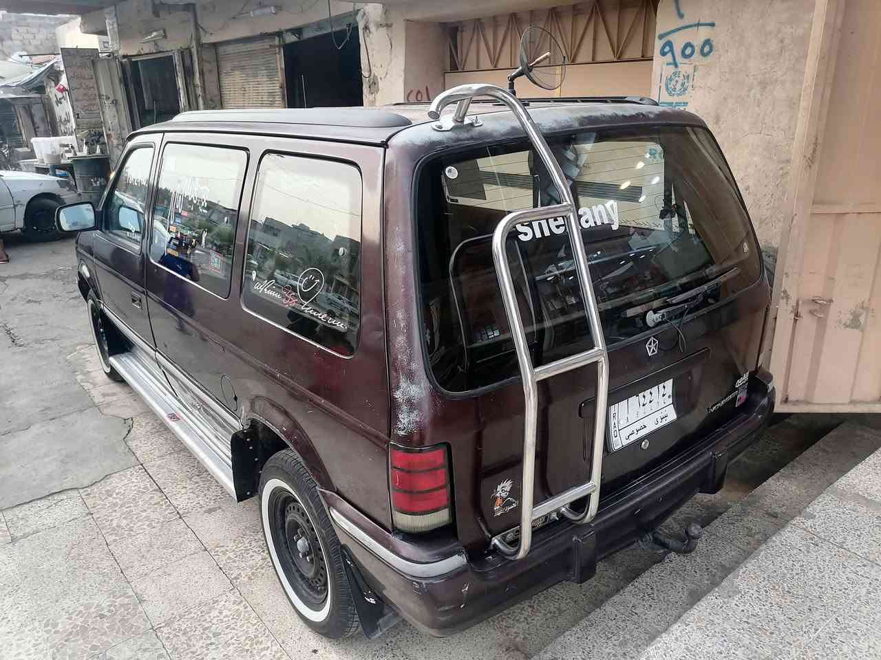 سلام عليكم كليزر موديل93رقم نينوة شرط التحويل سنوية 27كابون بنزين بيها سيارة بدون صبغ مكينة باجيرو بيها  صرف وكير مكانيكي شرط طخم امامي خير من الله كهربيات شغالة مكان سيارة 🚗 موصل حي رسالة  التواصل عل رقم *********** ك*********** 
السعر 30 وبيها مجال الطيبين
