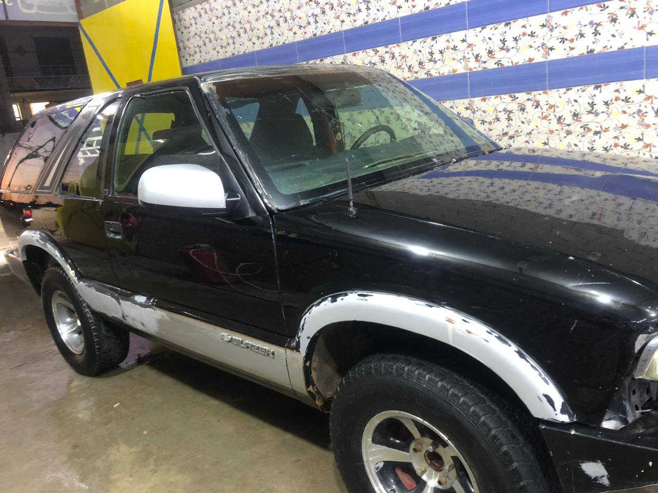 السلام عليكم
شوفر جيمي  بلايزر موديل 2000 رقم بغداد مشروع وطني بأسمي كير ومحرك شلعة سياره رياضيه تك باب الدشبول تعبان فقط للاستفسار الاتصال *********** العنوان بغداد
