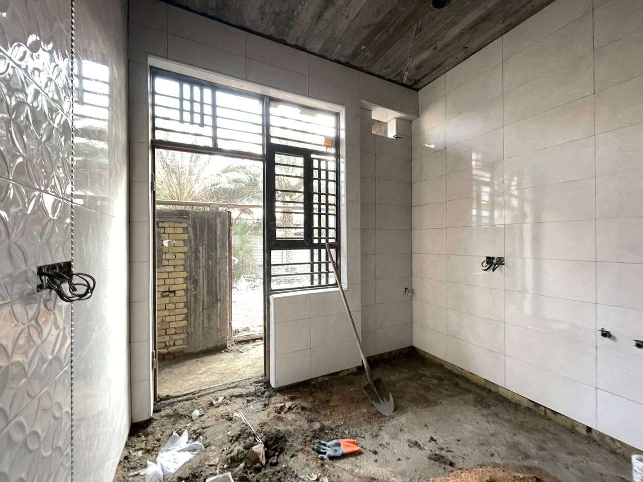 السلام عليكم خلفه سيراميك بورسلين مرمر كاشي مكان العمل بابل كربلاء طوريج عمل ع ليزر  وشغل اشراف هندسي ***********
