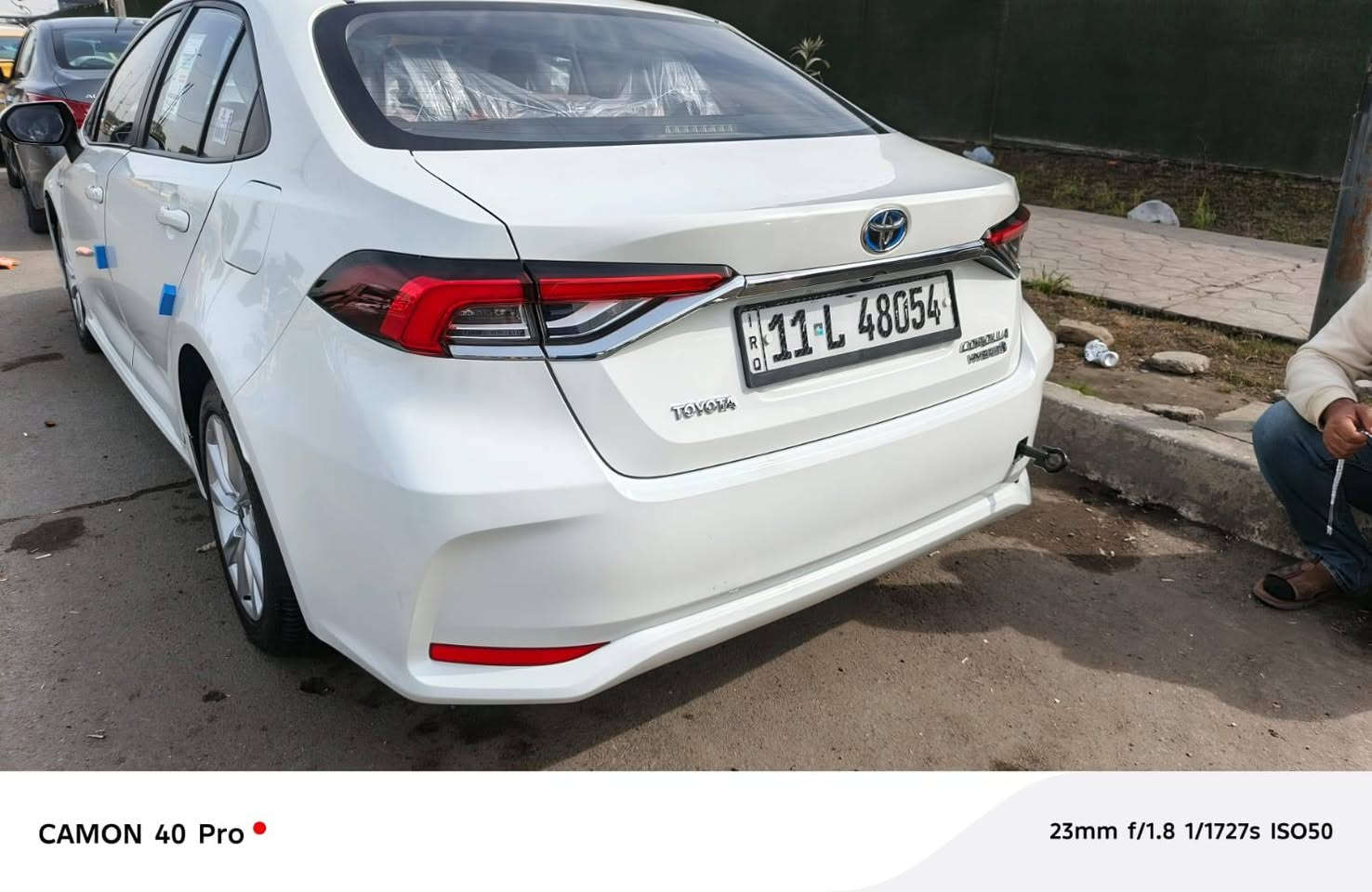 السلام عليكم كورلا موديل    2024 رقم بغداد بسمي فول مواصفات فتحة بصمة كشنات كهرباء شاشة داخل احمر جلد بلادي قطعتين تبريد بصمة ابواب سبير منازل السيارة مكفولة عل وضع الشركة هزة جديدة كل غراضها موجودة وياها مكاني بغداد السعر 148 وبها مجال 
***********
