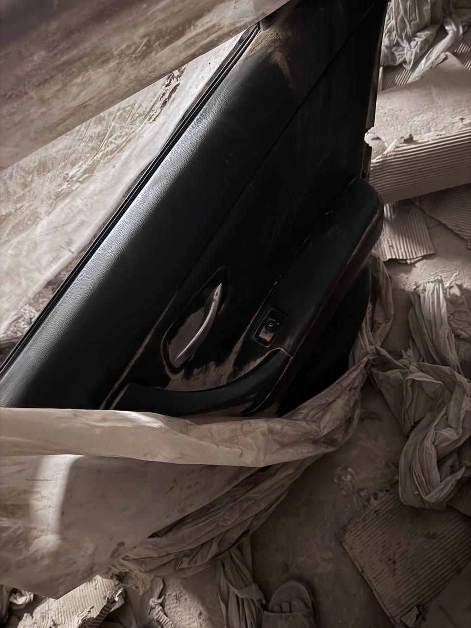 السلام عليكم
ادوات حاوية جدد 
 بدي بيبان بنايد بطاين غرف كاملة 
E60
E90
باخرة
X5
F10
بغداد شارع فلسطين متوفر توصيل 
***********
